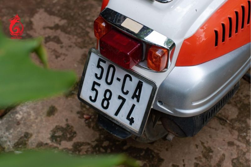 bien-so-xe-50-tphcm-que-kinh-dich-noi-gi-1